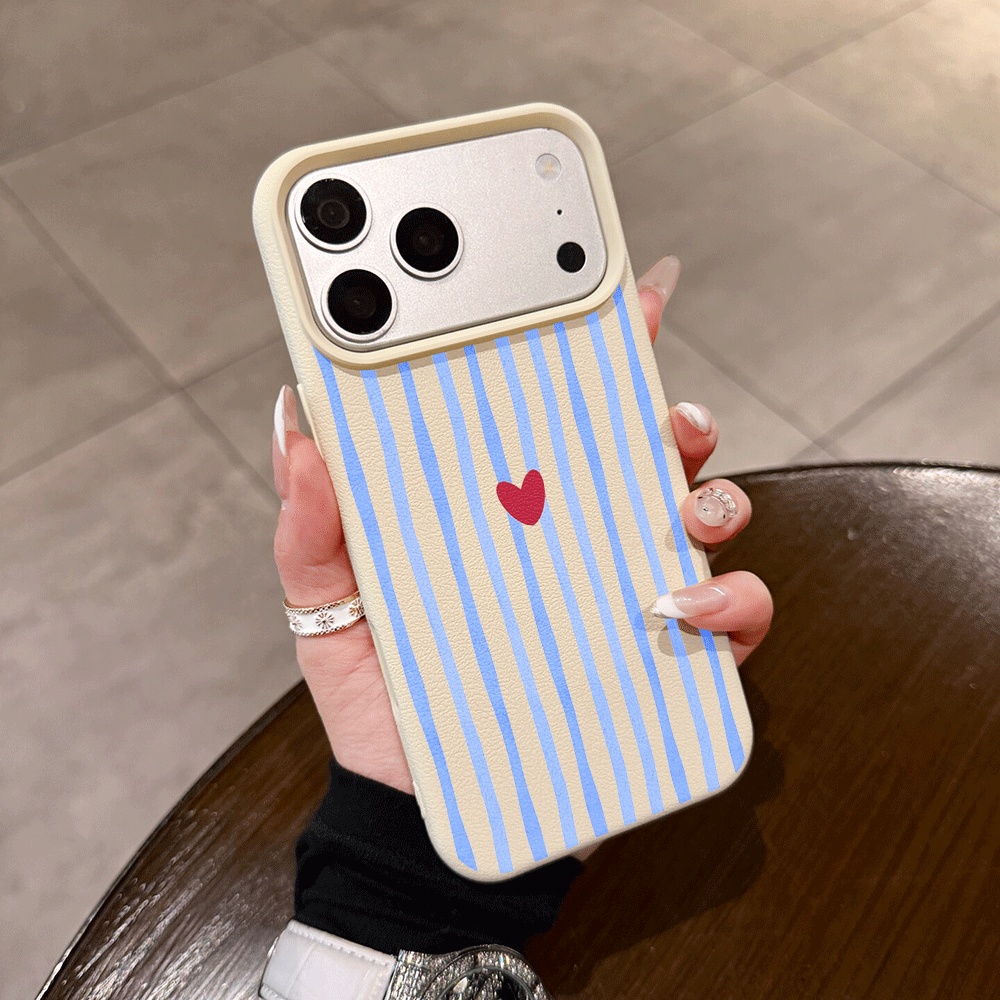 Vertical Stripes Hearts Phone  - đánh giá và giá Apple Iphone 15 Pro Max